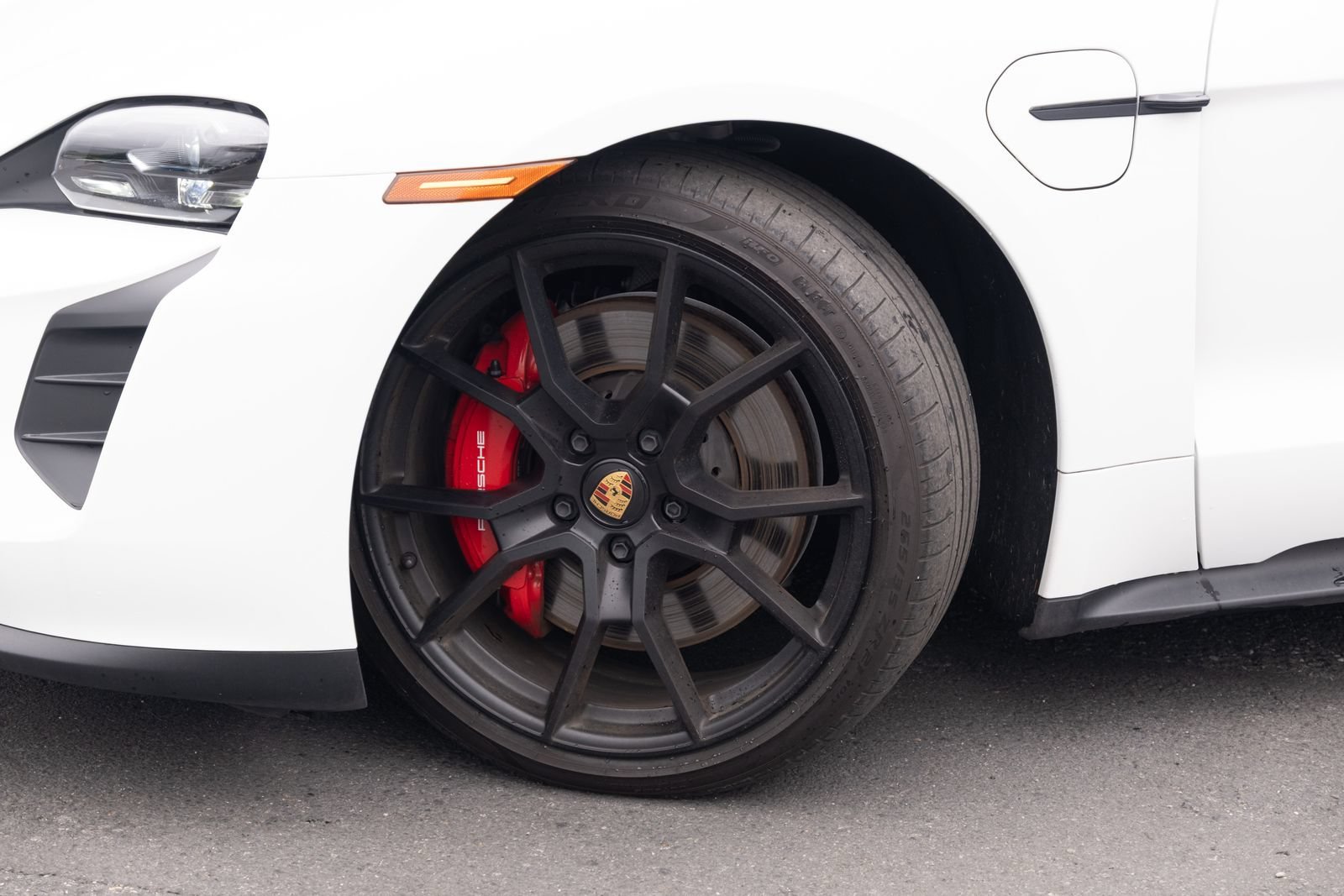 2024 Porsche Taycan GTS - Photo 27