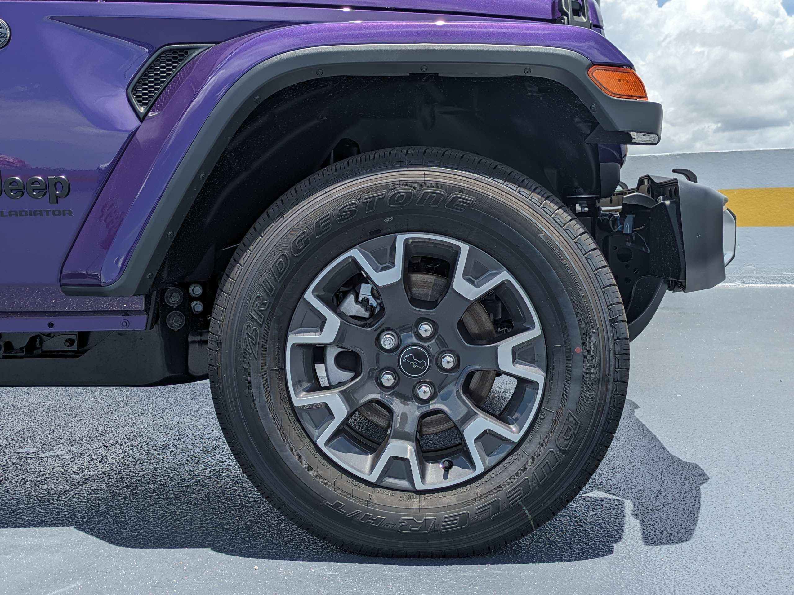 New 2026 Reign Exterior Paint Jeep Sahara image 10