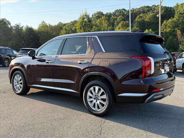 Used 2024 Sierra Burgundy Hyundai SEL 7P image 3
