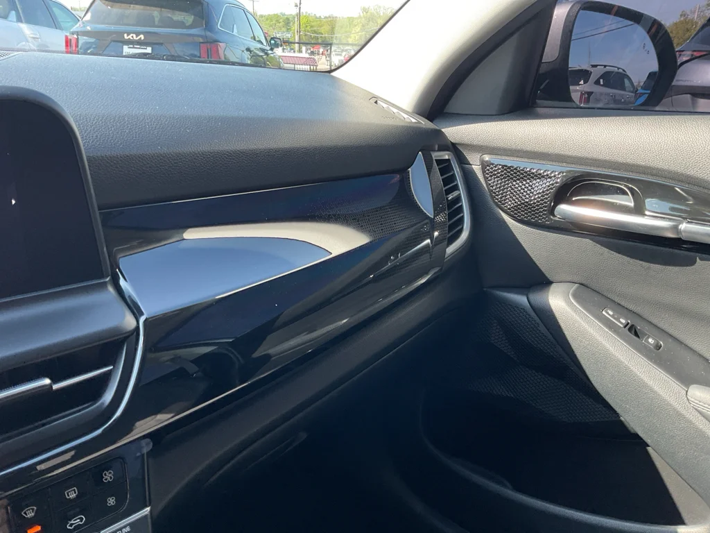 Certified Used 2024 Steel Gray Kia S image 32