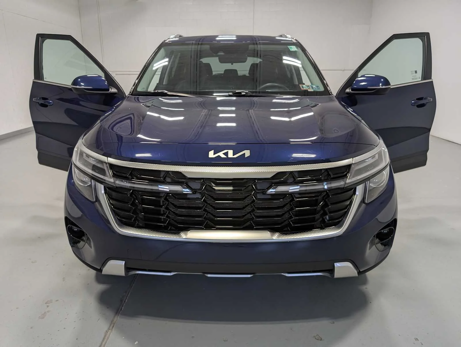 Used 2024 Dark Ocean Blue Kia EX image 15