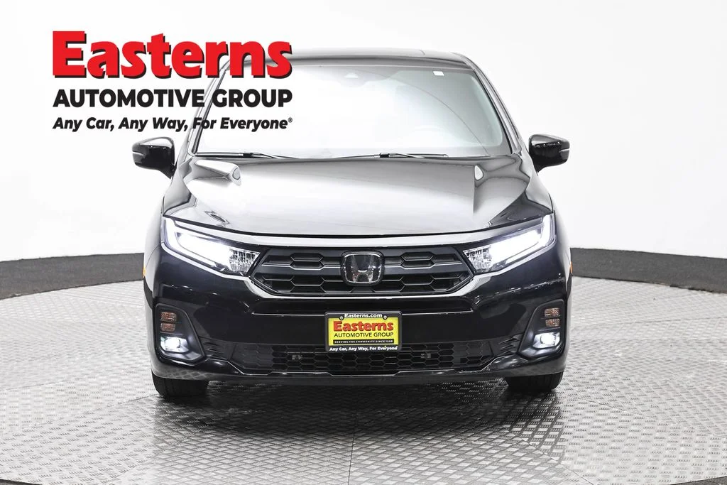 Used 2025 Black Honda Sport-L image 2