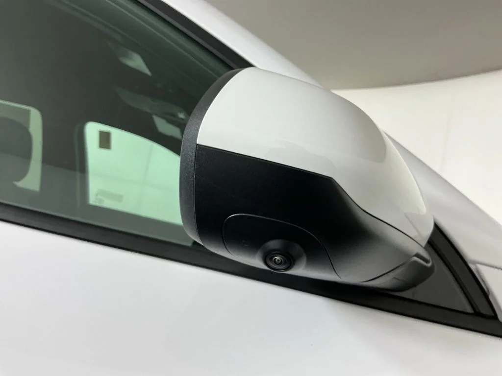 New 2027 White Chevrolet LT image 12