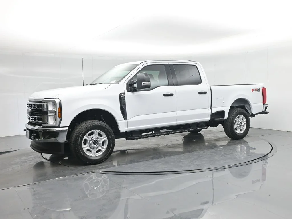 New 2026 White Ford XL image 31