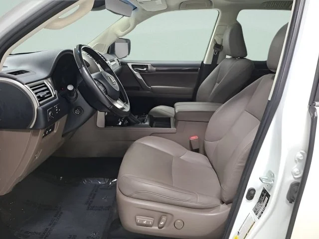 Used 2020 Starfire Pearl Lexus GX 460 Premium image 17