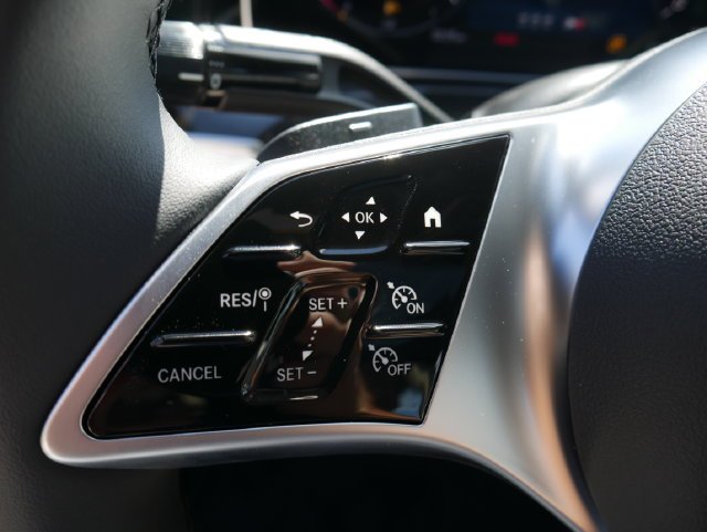 New 2027 Polar White Mercedes-Benz E 350 image 10