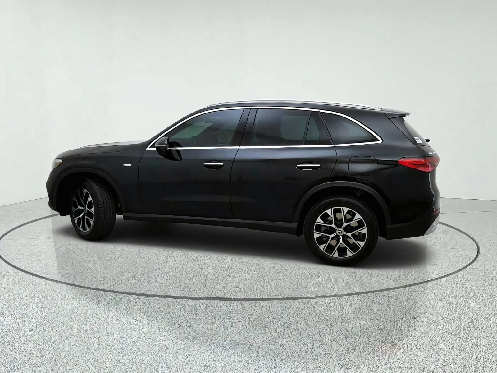 Certified Used 2025 Black Mercedes-Benz GLC 350e image 13