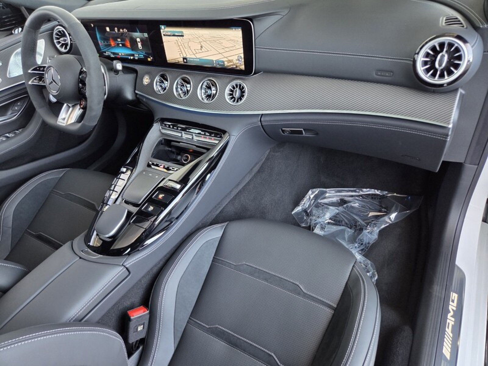 2026 Mercedes-Benz AMG GT 4-Door Coupe 43 - Photo 19