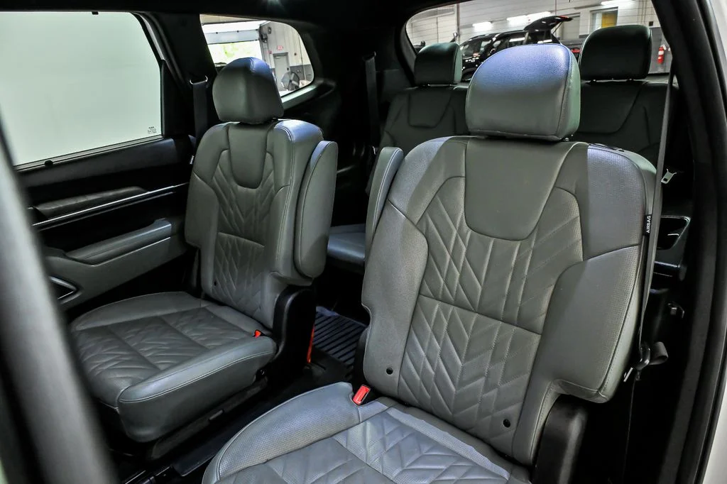 Used 2023 White Kia SX X-Line image 17