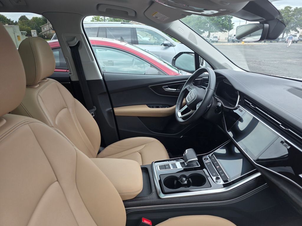 Used 2025 White Audi 45 Premium Plus image 6