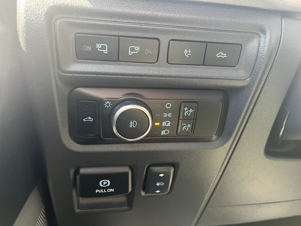 Used 2023 Blue Metallic Ford Platinum image 22