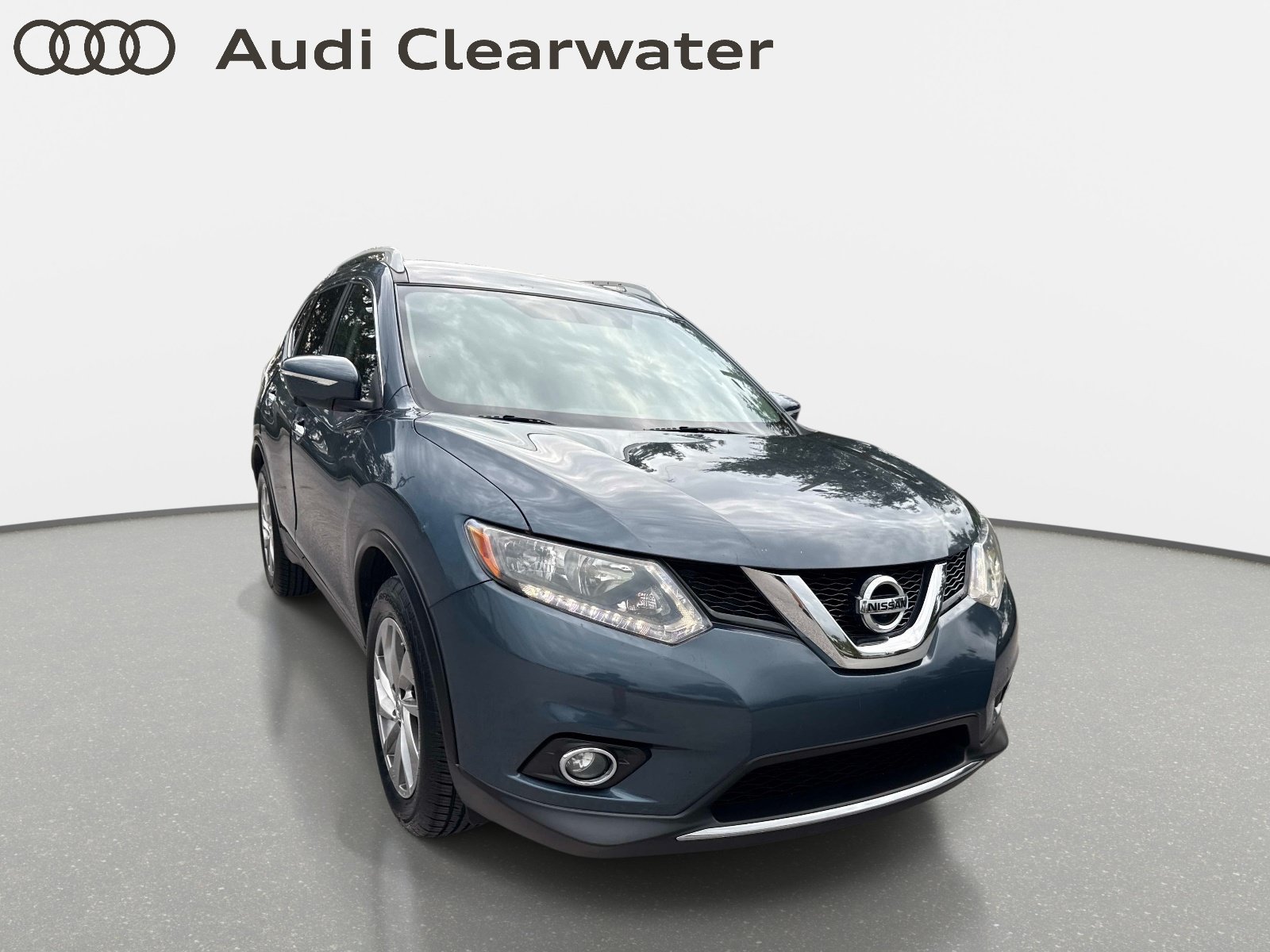 Used 2014 Graphite Blue Nissan SL image 7