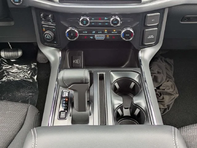 New 2026 White Ford XLT image 19