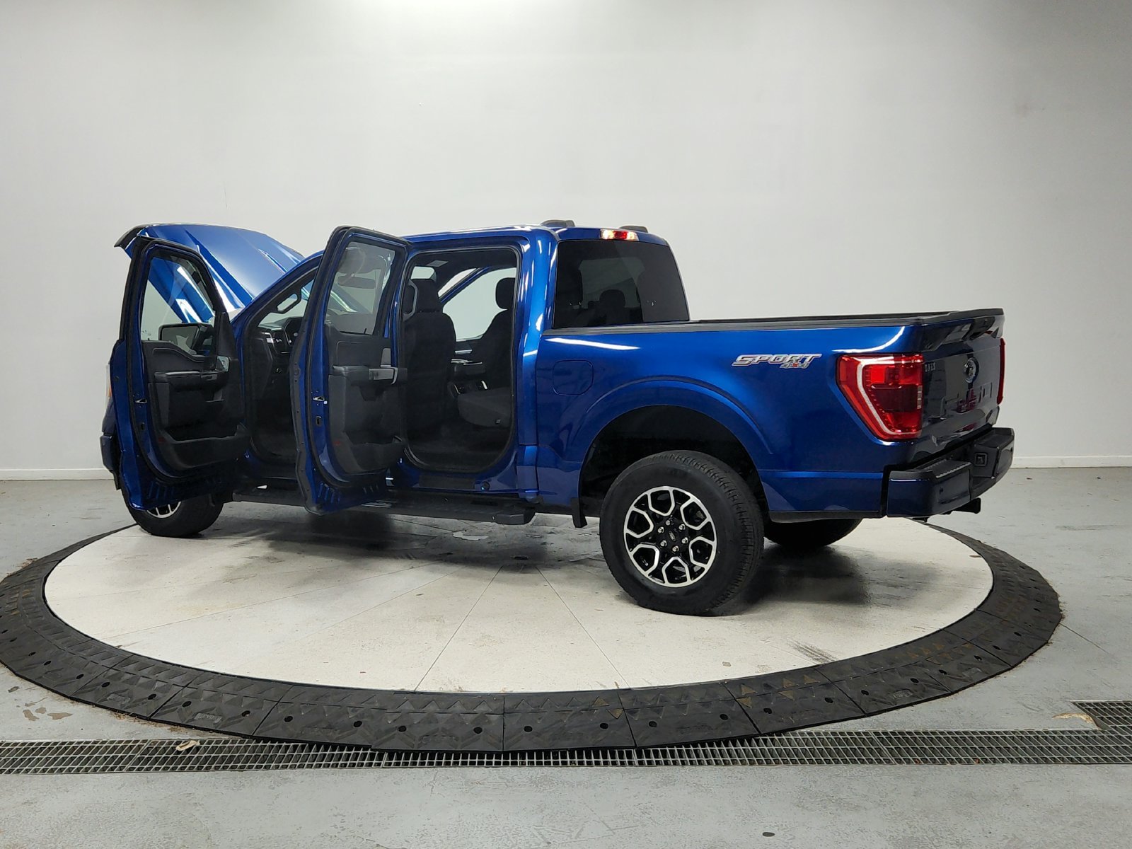 2022 Ford F-150 XLT - Photo 14