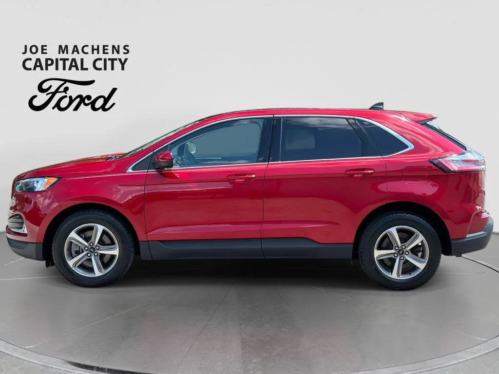 Used 2023 Red Ford SEL image 8