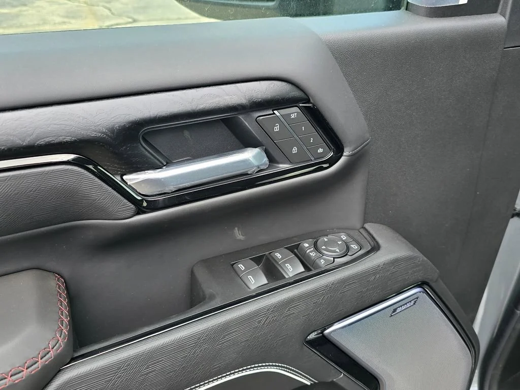 2026 GMC Sierra 2500HD AT4X - Photo 13