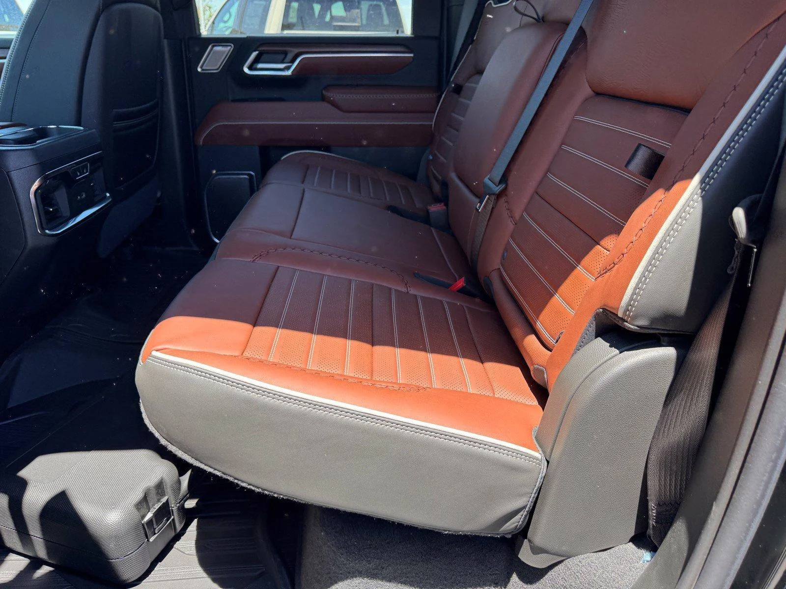 New 2026 Onyx Black GMC Denali Ultimate image 15