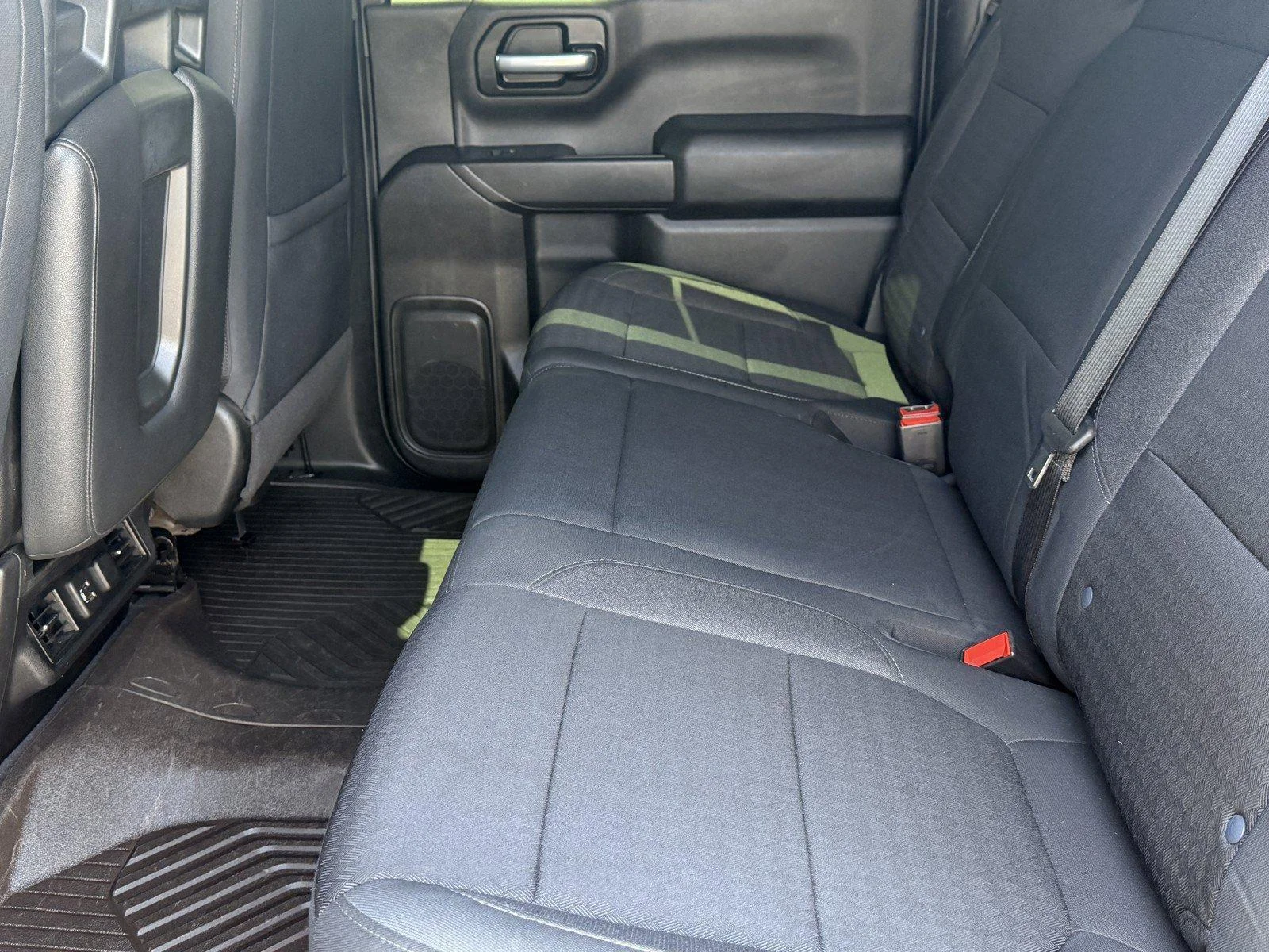 Used 2021 BLACK Chevrolet LT image 13