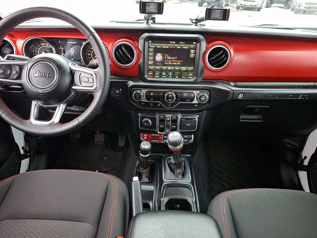 Used 2023 Bright White Clearcoat Jeep Rubicon image 16