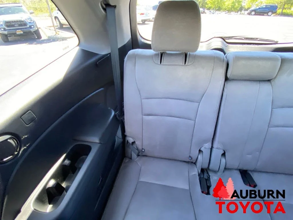 Used 2019 Modern Steel Metallic Honda EX image 19
