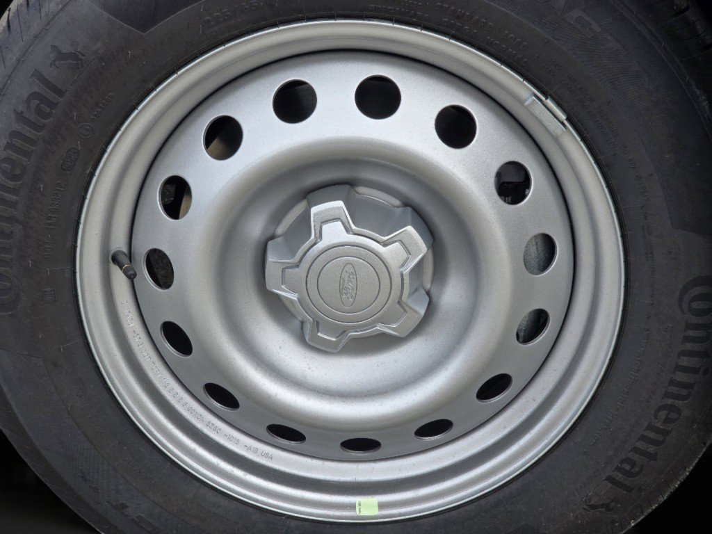 New 2026 Space White Metallic Ford XL image 50