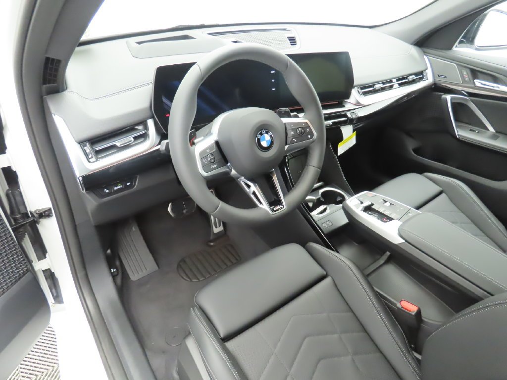Certified Used 2026 Alpine White BMW xDrive28i image 10