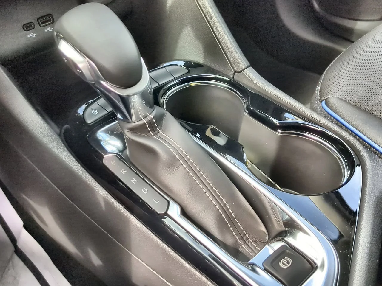 Used 2026 Ebony Twilight Metallic Buick Sport Touring image 15