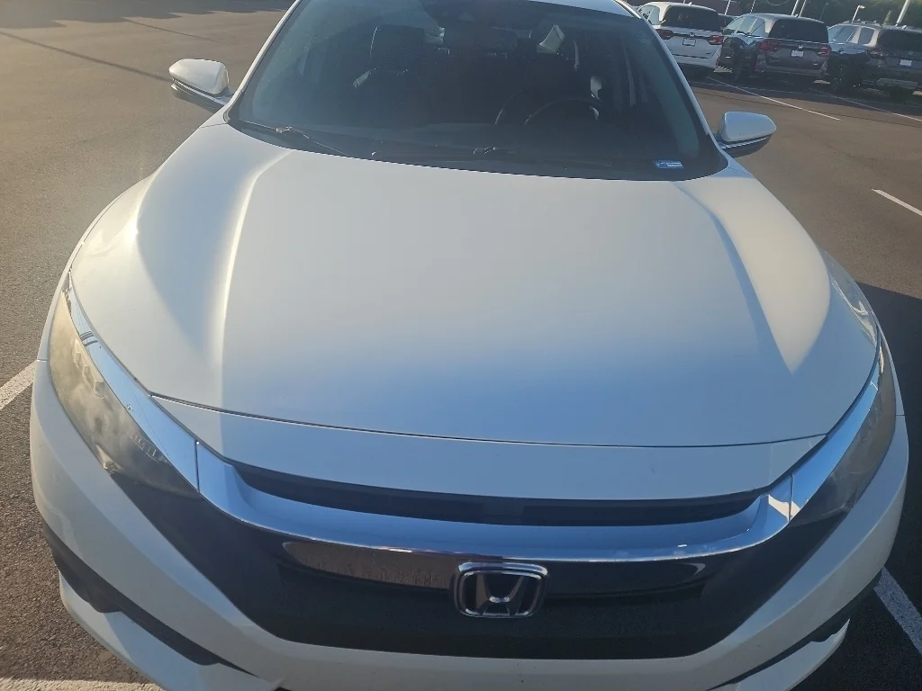 2017 Honda Civic Touring CVT's photo