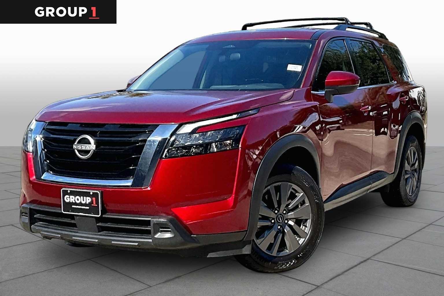 2024 Nissan Pathfinder SV