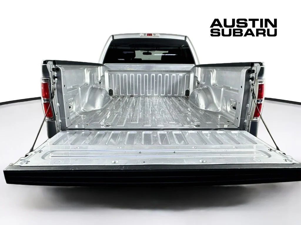 Used 2010 Gray Ford  image 28