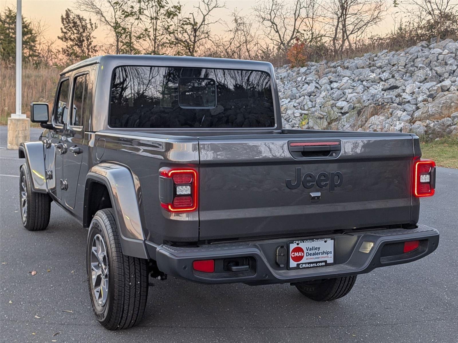 2025 Jeep Gladiator Sport S - Photo 7