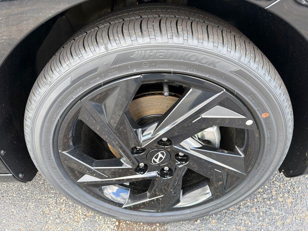 New 2026 Black Hyundai SEL Sport image 12