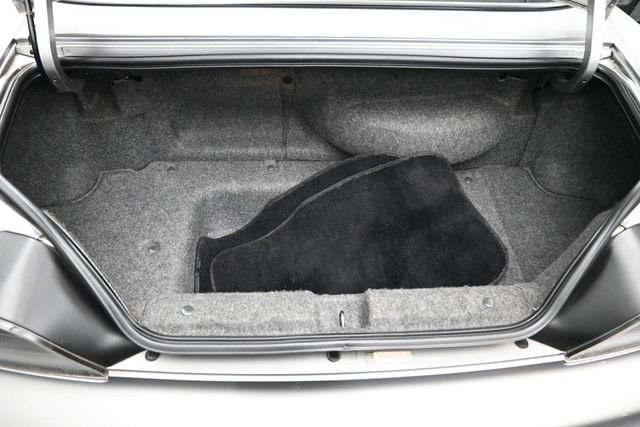 Used 2005  Honda Base image 18