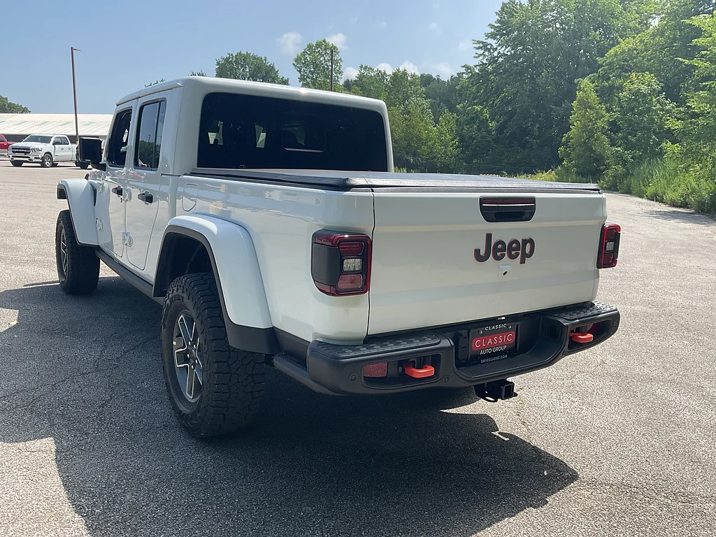 New 2026 Bright White Clearcoat Jeep Mojave X 4x4 image 7
