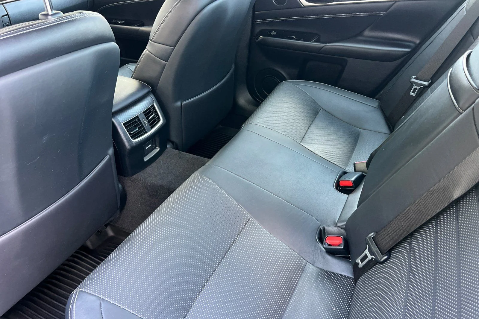 Used 2020 Black Lexus 350 F Sport image 12