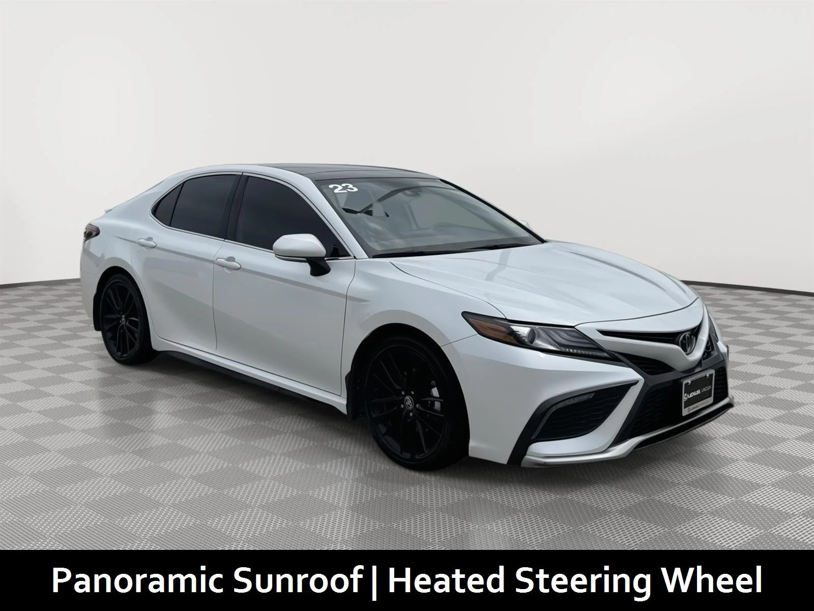 Used 2023 Wind Chill Pearl Toyota XSE image 1
