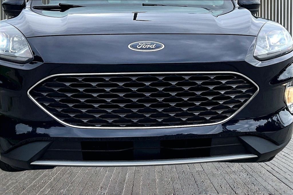 Used 2021 Blue Ford SEL image 29