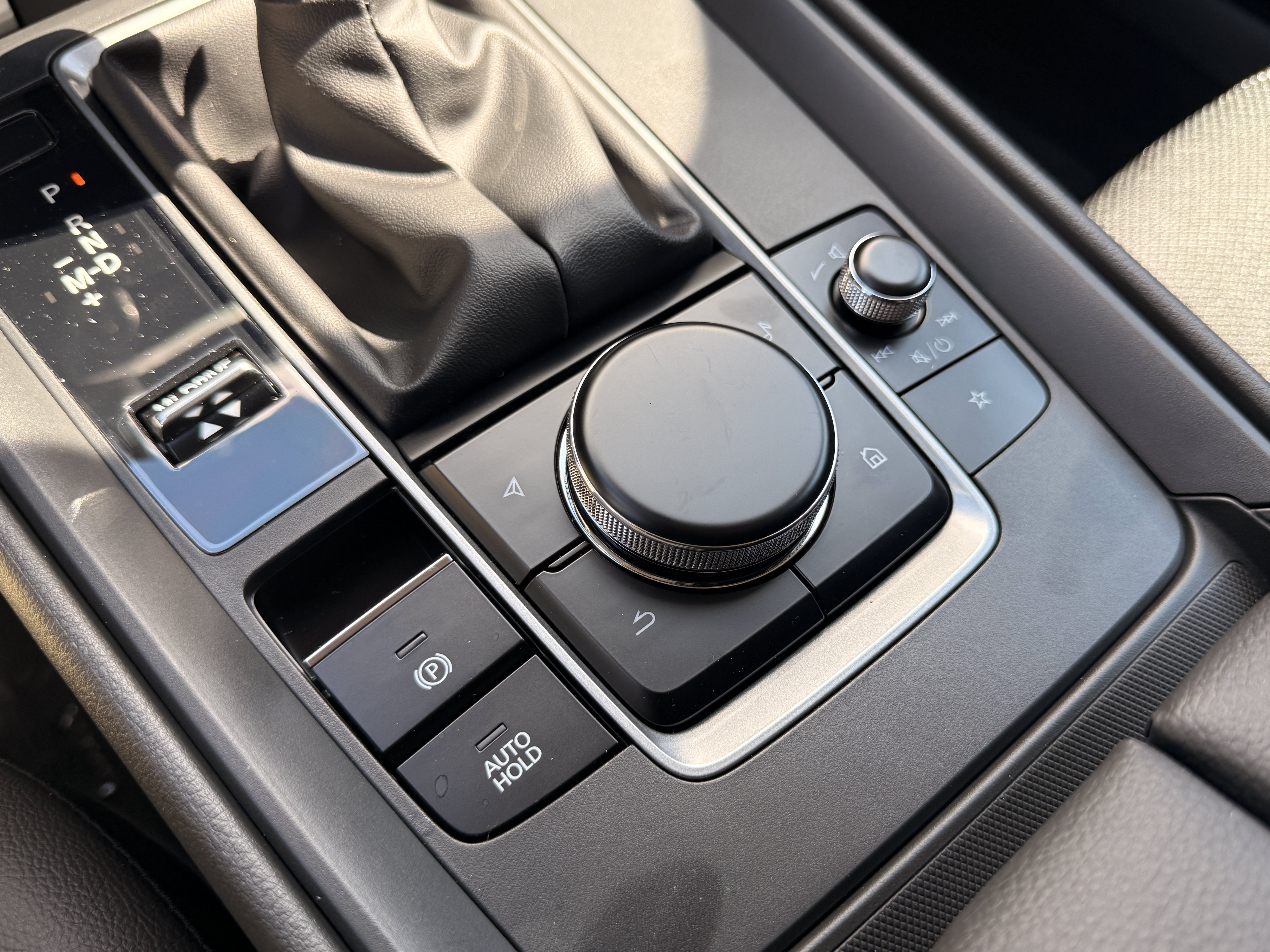 New 2026 Wind Chill Pearl Mazda 2.5 S Preferred AWD image 19