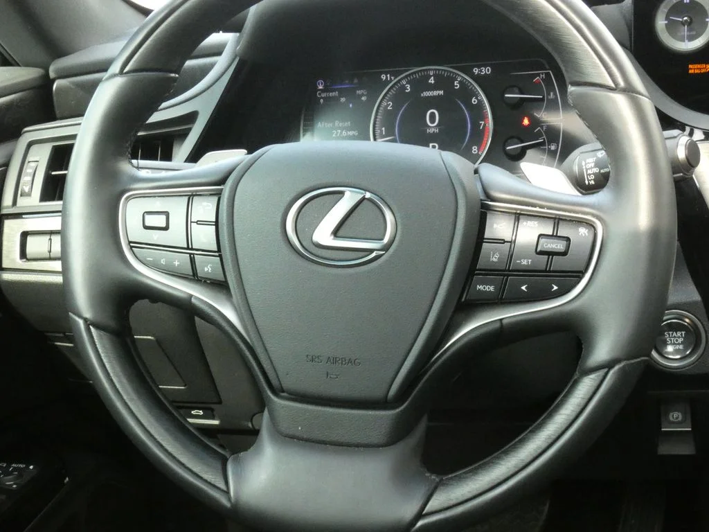 Used 2025 Beige Lexus 350 Luxury image 10