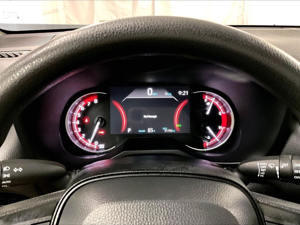 Used 2025  Toyota XLE image 24