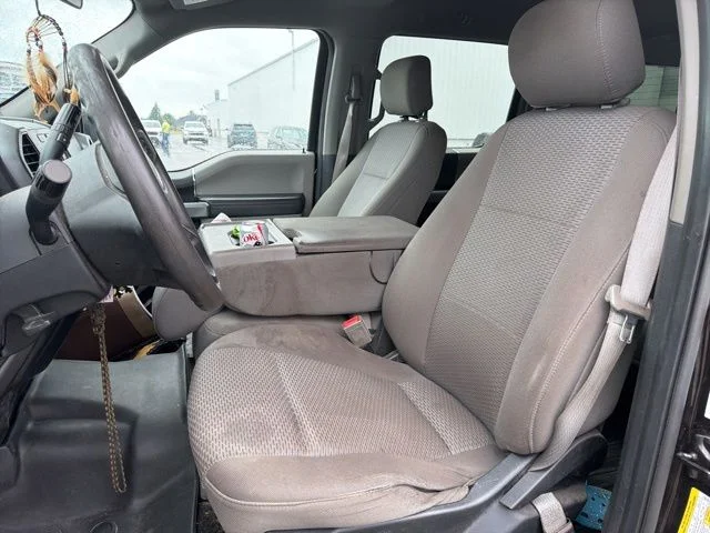 Used 2018 Black Ford XLT image 9