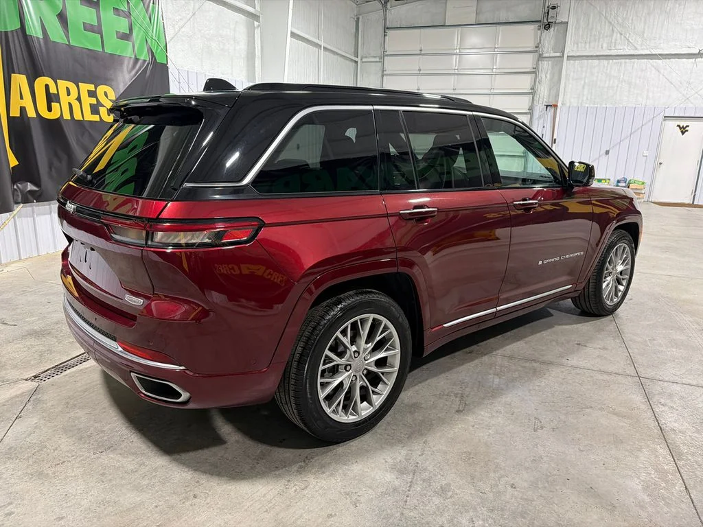 Certified Used 2025 Velvet Red Pearlcoat Jeep Summit image 7