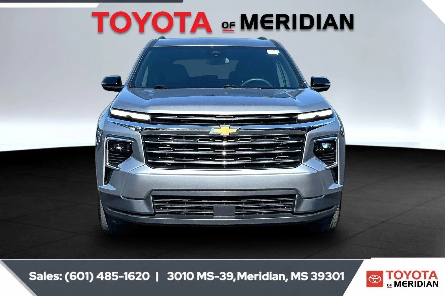 Used 2026 Sterling Gray Metallic Chevrolet FWD LT image 3