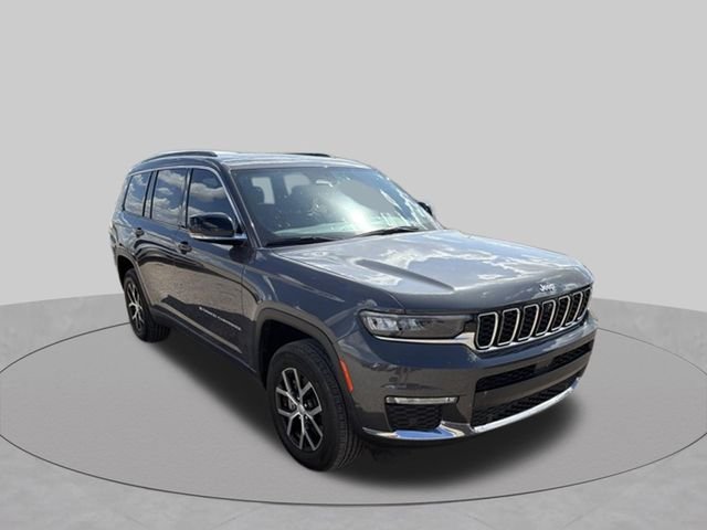 Used 2024 Gray Jeep Limited image 2