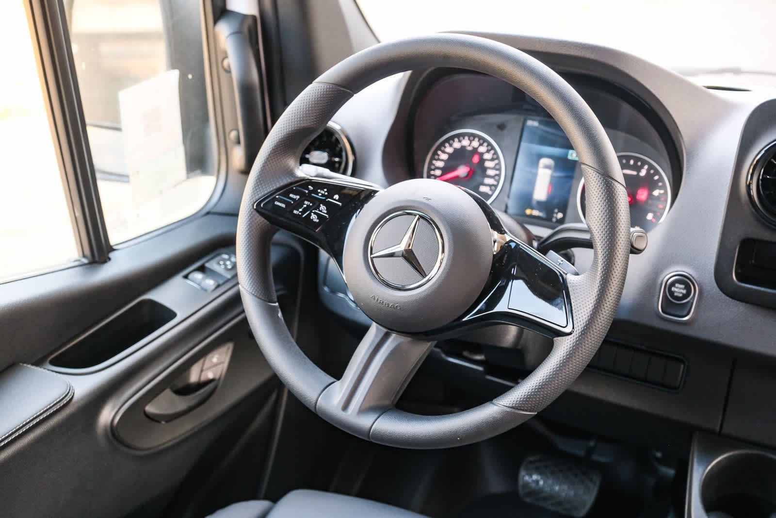 New 2026 Arctic White Mercedes-Benz Cargo 170WB High Roof RWD 2.0L I4 Diesel Turbo HO image 10