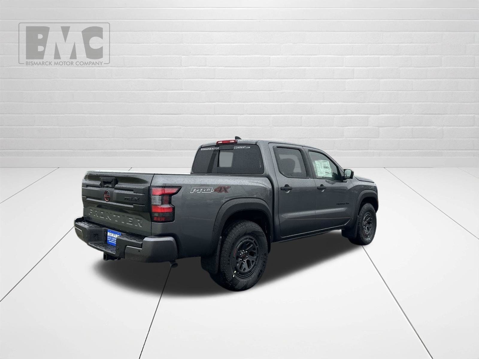 New 2027 Gray Nissan PRO-4X image 3