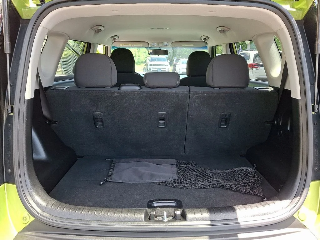 Used 2014 Green Kia Base image 29