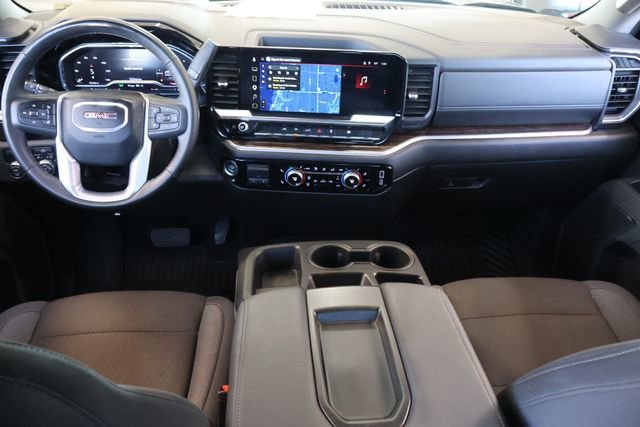Used 2025 Onyx Black GMC Elevation image 17