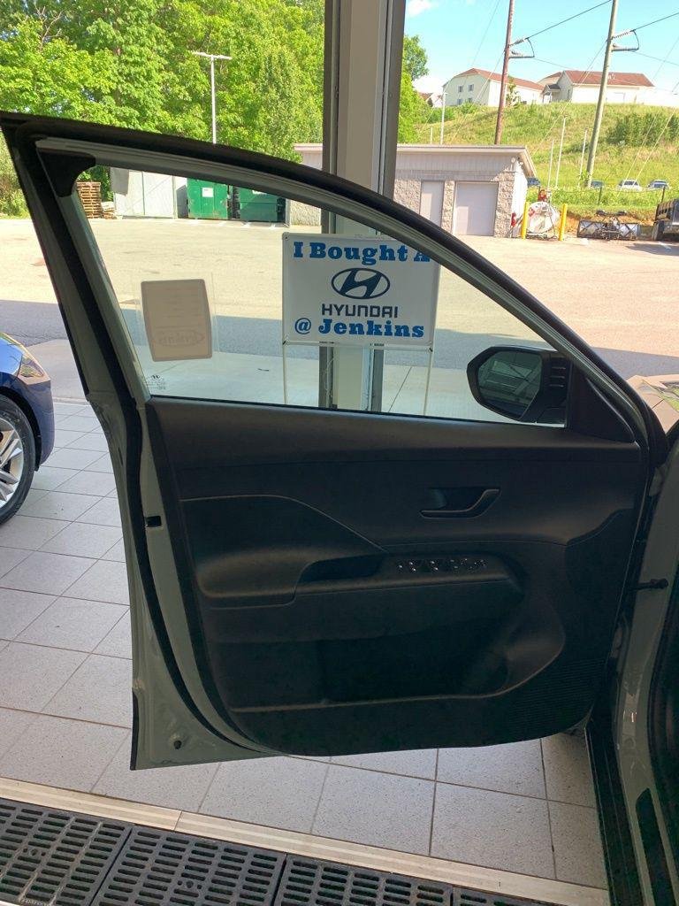 New 2026 Green Hyundai SEL Sport AWD image 12
