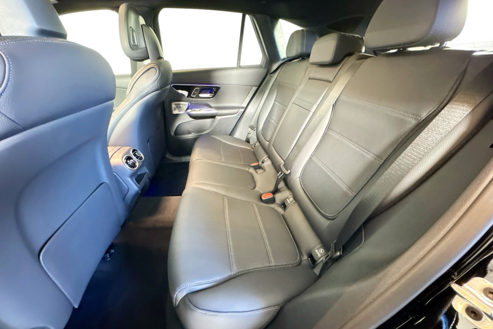 New 2026 Black Mercedes-Benz GLC 300 image 22